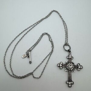 Cookie Lee Silver Tone Rhinestone Cross Necklace 21”